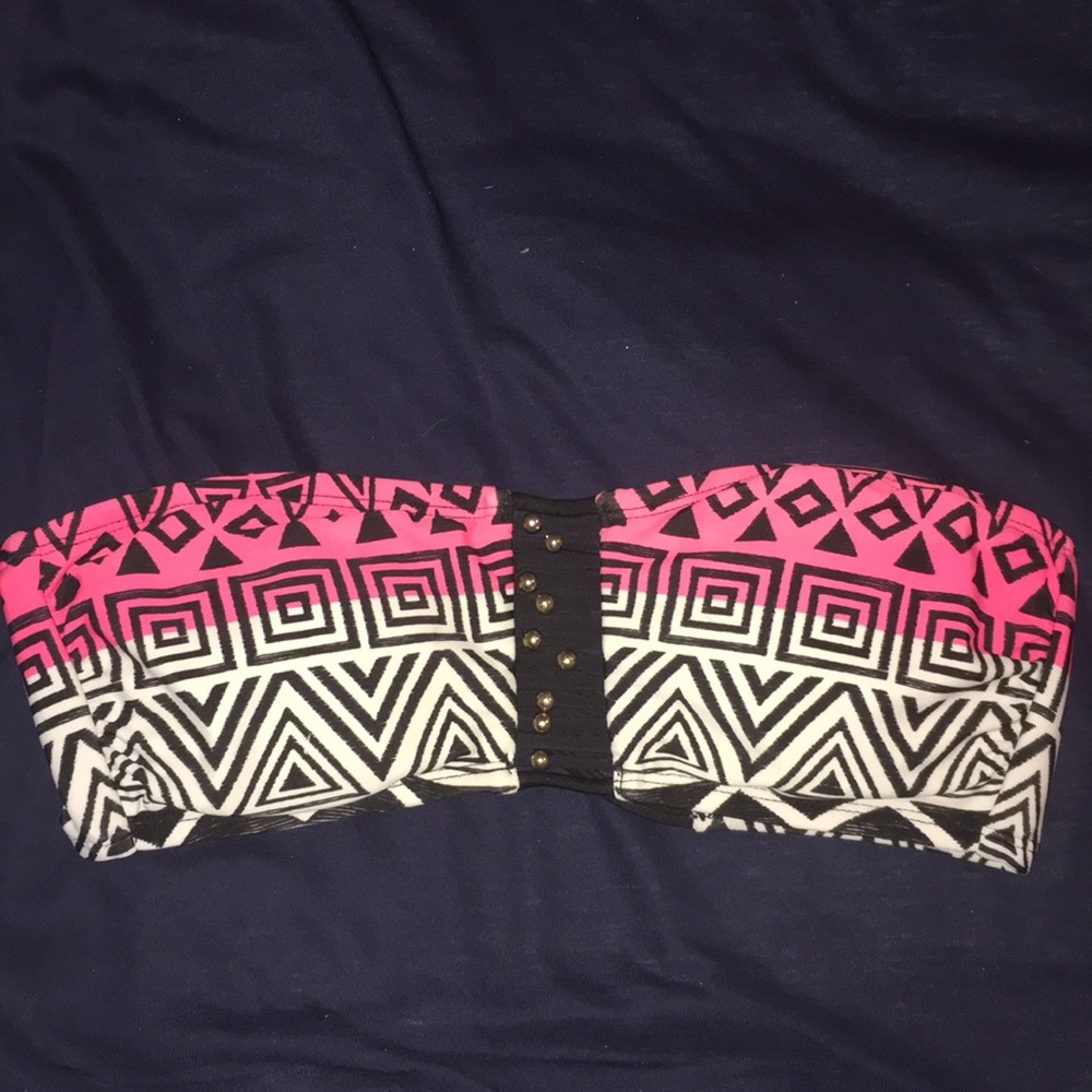 Strapless bikini top